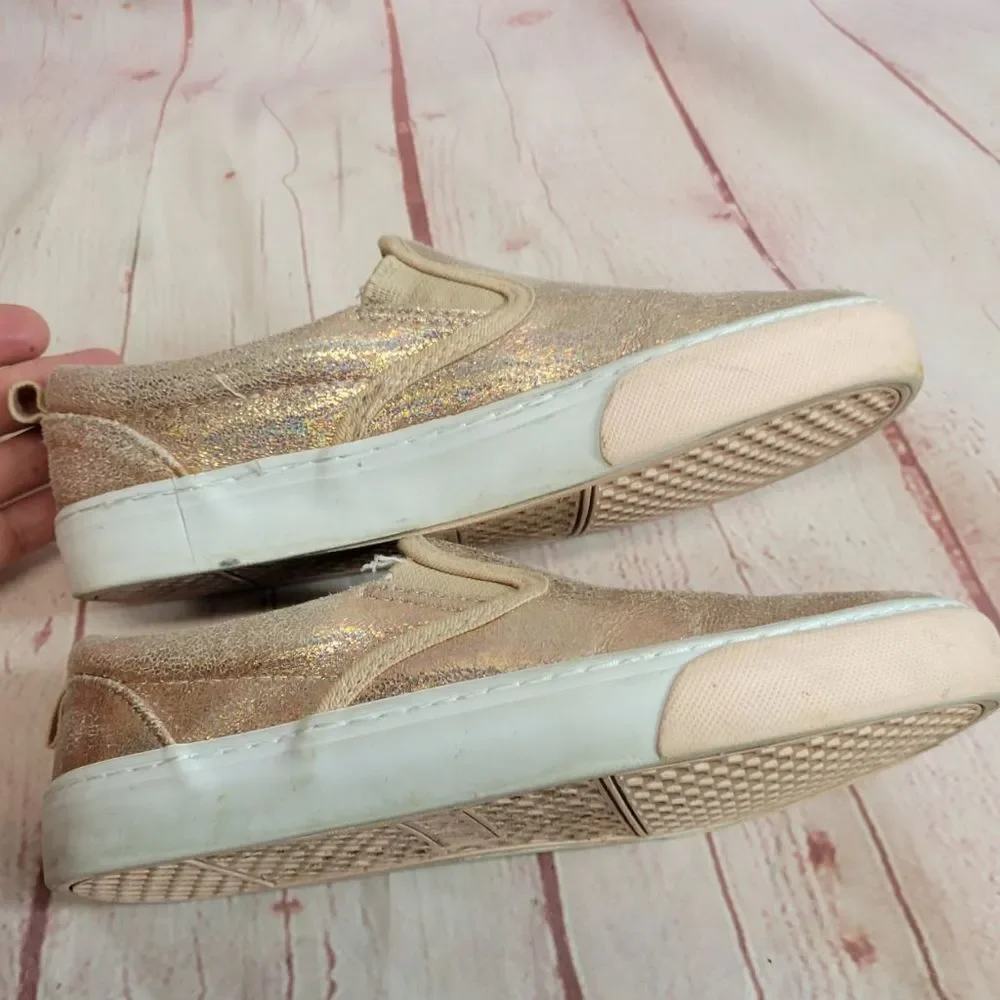 Old Navy slip-on sneakers 1